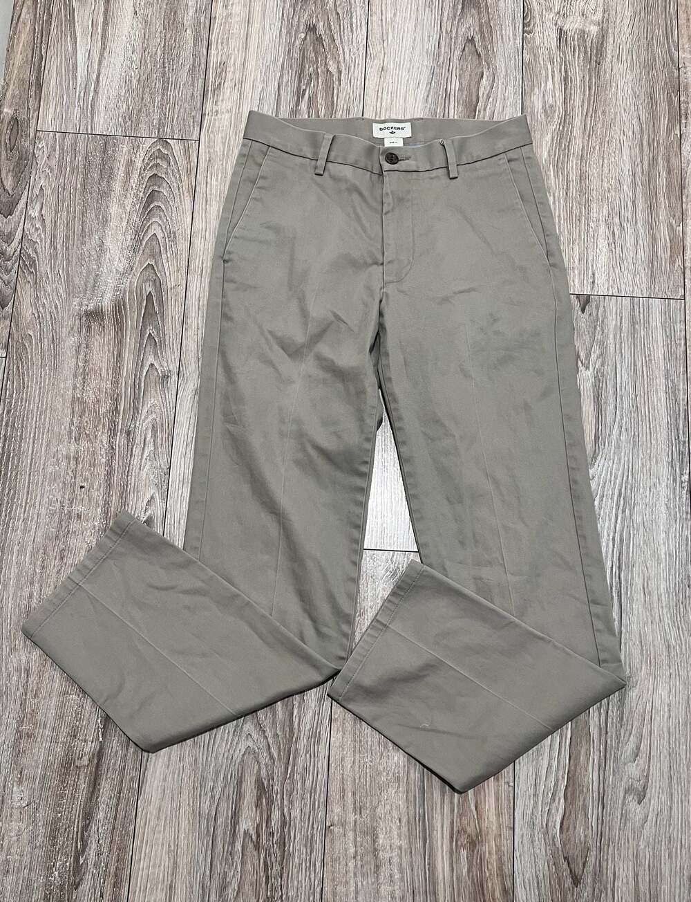 Dockers Men's Slim Fit Chino Pants  Size 29x32